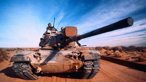 آخرین مورد شرکت کابل کنترل تعویض دنده PHIDIX برای ارتقاء سیستم‌های انتقال تانک